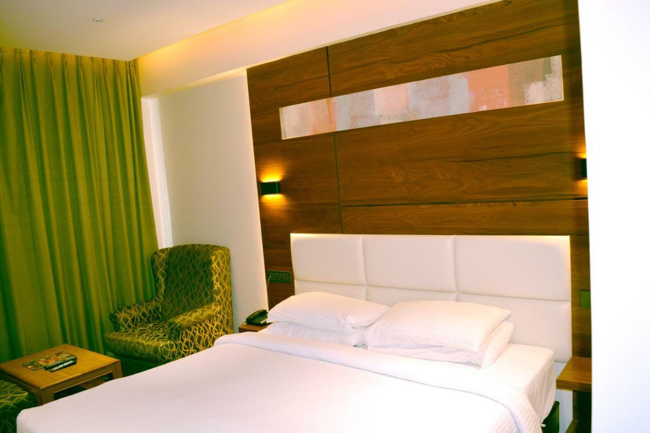 Rk Residency Hotel Tiruppur Exterior foto